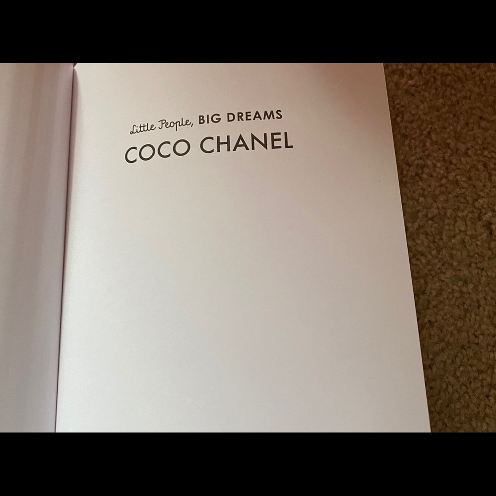 Chanel 💯 Authentic - Picture 2 of 4